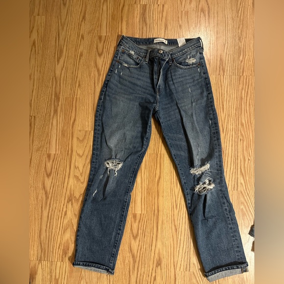 Abercrombie & Fitch Mid rise boyfriend - Picture 1 of 2